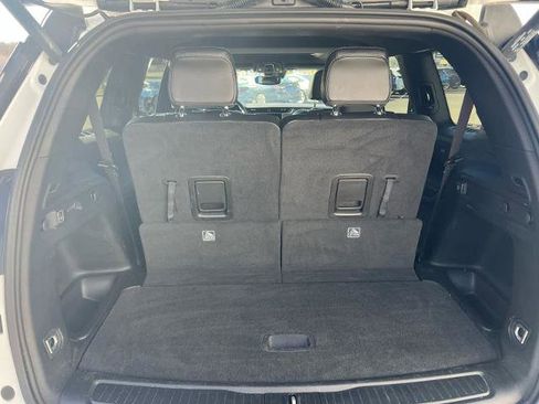 Used 2023 Jeep Grand Cherokee L Laredo AWD/4WD image 10