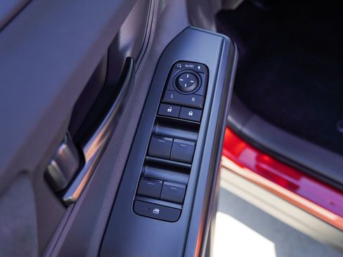 New 2026 Toyota C-HR AWD/4WD image 19
