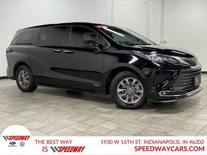 Used 2021 Toyota Sienna XLE
