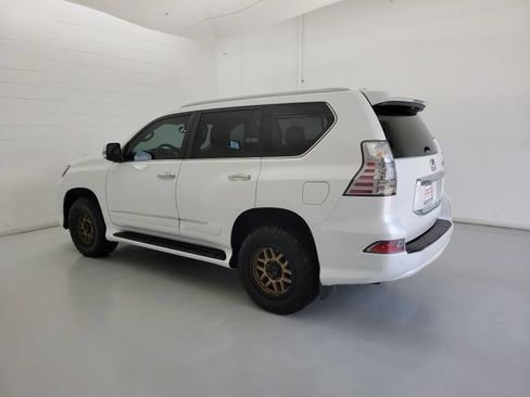 Used 2019 Lexus GX 460 Luxury AWD/4WD image 7