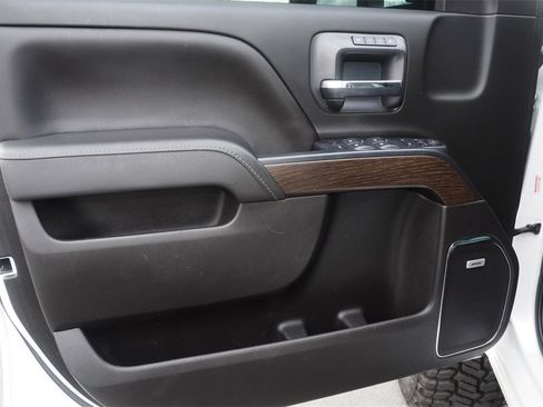 Used 2019 GMC Sierra 2500 Denali w/ Duramax Plus Package image 10