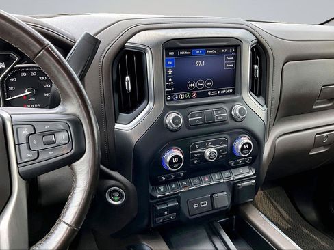 Used 2022 GMC Sierra 2500 Denali AWD/4WD image 8