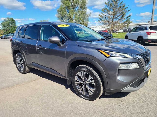 Used 2021 Nissan Rogue SV AWD/4WD image 4