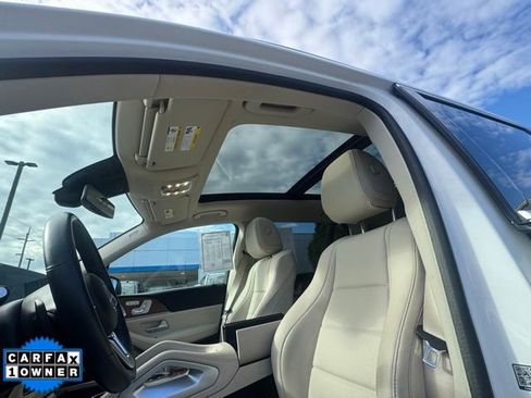 Used 2023 Mercedes-Benz GLS 450 4MATIC image 31
