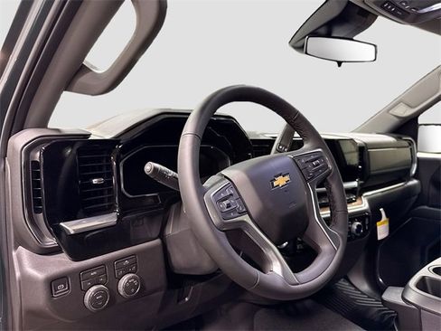 New 2026 Chevrolet Silverado 1500 LT image 12
