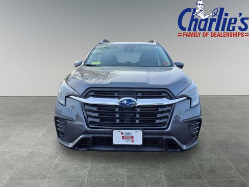 Used 2025 Subaru Ascent Premium AWD/4WD image 2
