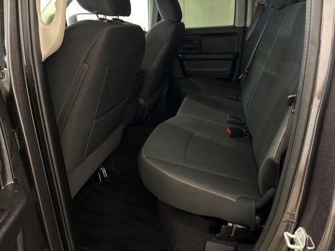 Used 2022 RAM 1500 Express w/ Wheel & Sound Group AWD/4WD image 29