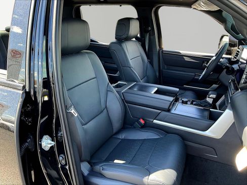 New 2026 Toyota Tundra Platinum AWD/4WD image 19