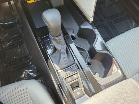 Certified 2025 Toyota Camry XLE w/ Premium Plus Package image 34