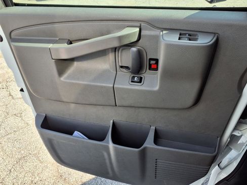 New 2026 GMC Savana 4500 w/ Power Convenience Package image 16