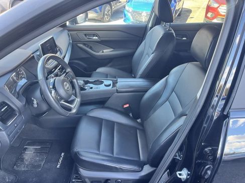 Certified 2023 Nissan Rogue SV w/ SV Premium Package image 12