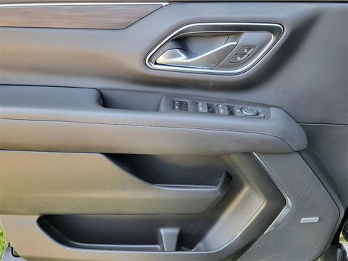 Used 2024 Chevrolet Tahoe LT image 8