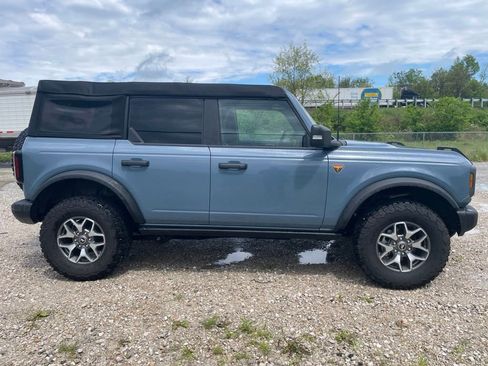 Used 2025 Ford Bronco Badlands AWD/4WD image 5