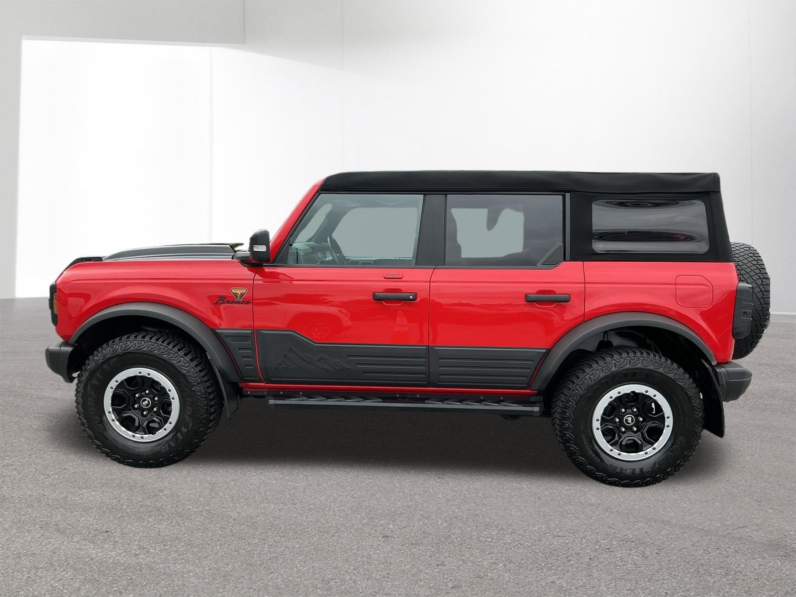Used 2023 Ford Bronco Badlands w/ Sasquatch Package AWD/4WD image 6