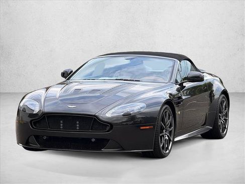 Used 2017 Aston Martin V12 Vantage S RWD image 9