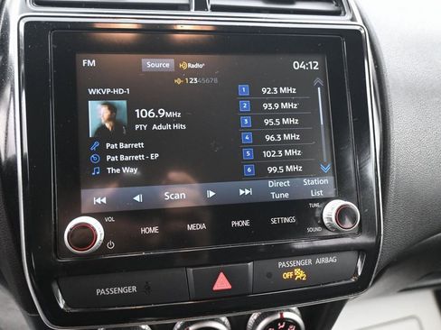 Used 2023 Mitsubishi Outlander Sport SE image 13