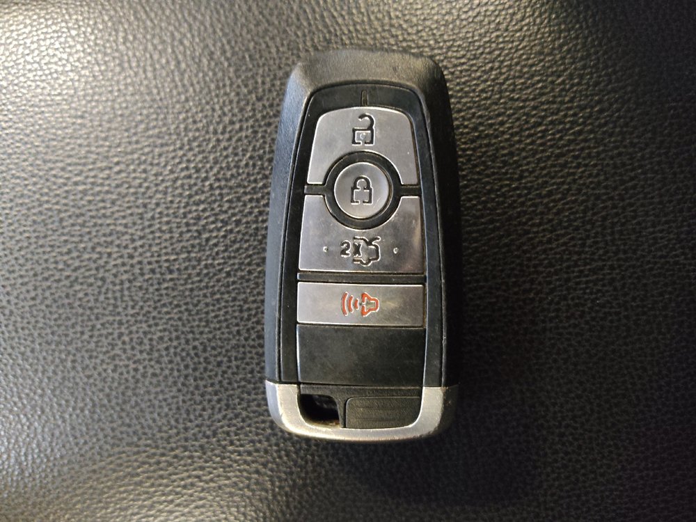 Used 2019 Ford Fusion SE FWD image 32