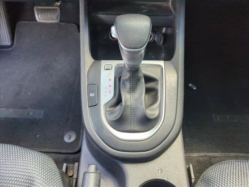Used 2021 Kia Forte LXS FWD image 17
