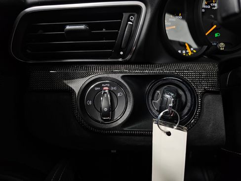 Used 2019 Porsche 911 GT3 RS RWD image 17