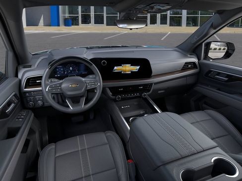 New 2026 Chevrolet Suburban High Country AWD/4WD image 15