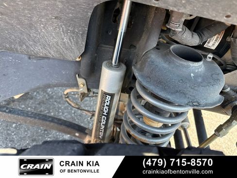 Used 2018 Jeep Wrangler Sport AWD/4WD image 10