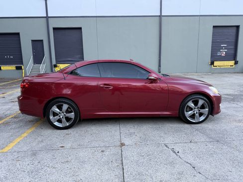 Used 2010 Lexus IS 250C image 6