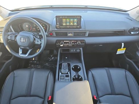 New 2025 Honda Pilot EX-L image 9
