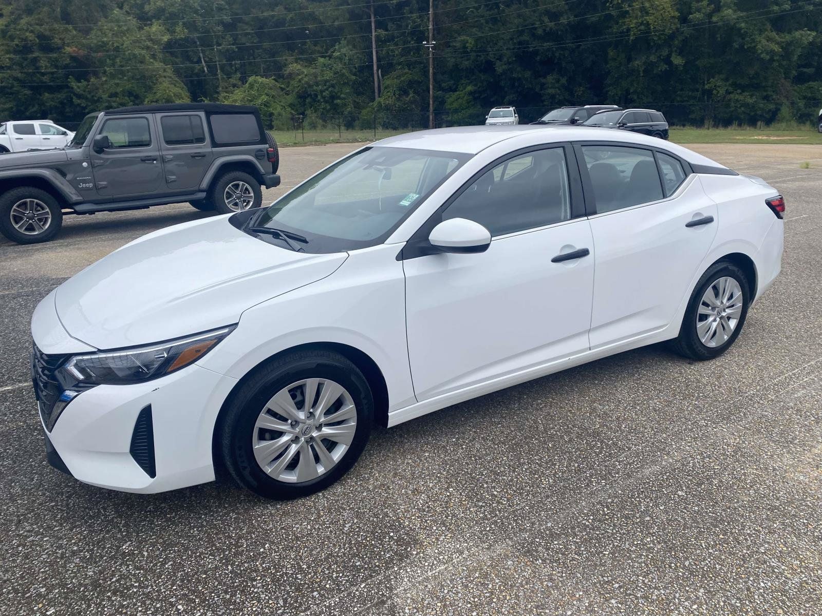 Used 2025 Nissan Sentra S FWD image 6