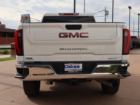 Certified 2025 GMC Sierra 2500 SLT AWD/4WD image 5