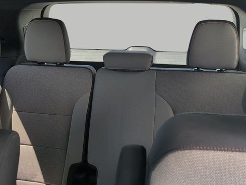 Certified 2025 Chevrolet Traverse LT AWD/4WD image 24