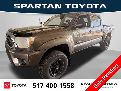 Used 2012 Toyota Tacoma 4x4 Double Cab w/ TRD Off-Road Pkg image 1