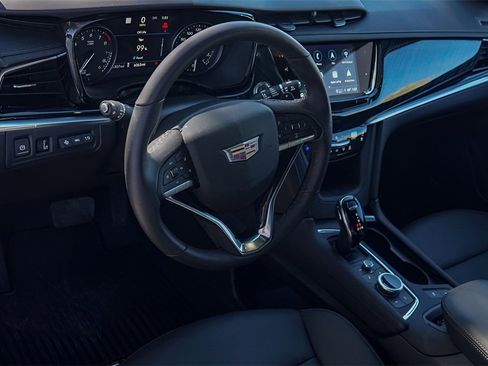 New 2025 Cadillac XT6 Premium Luxury w/ Technology Package image 8