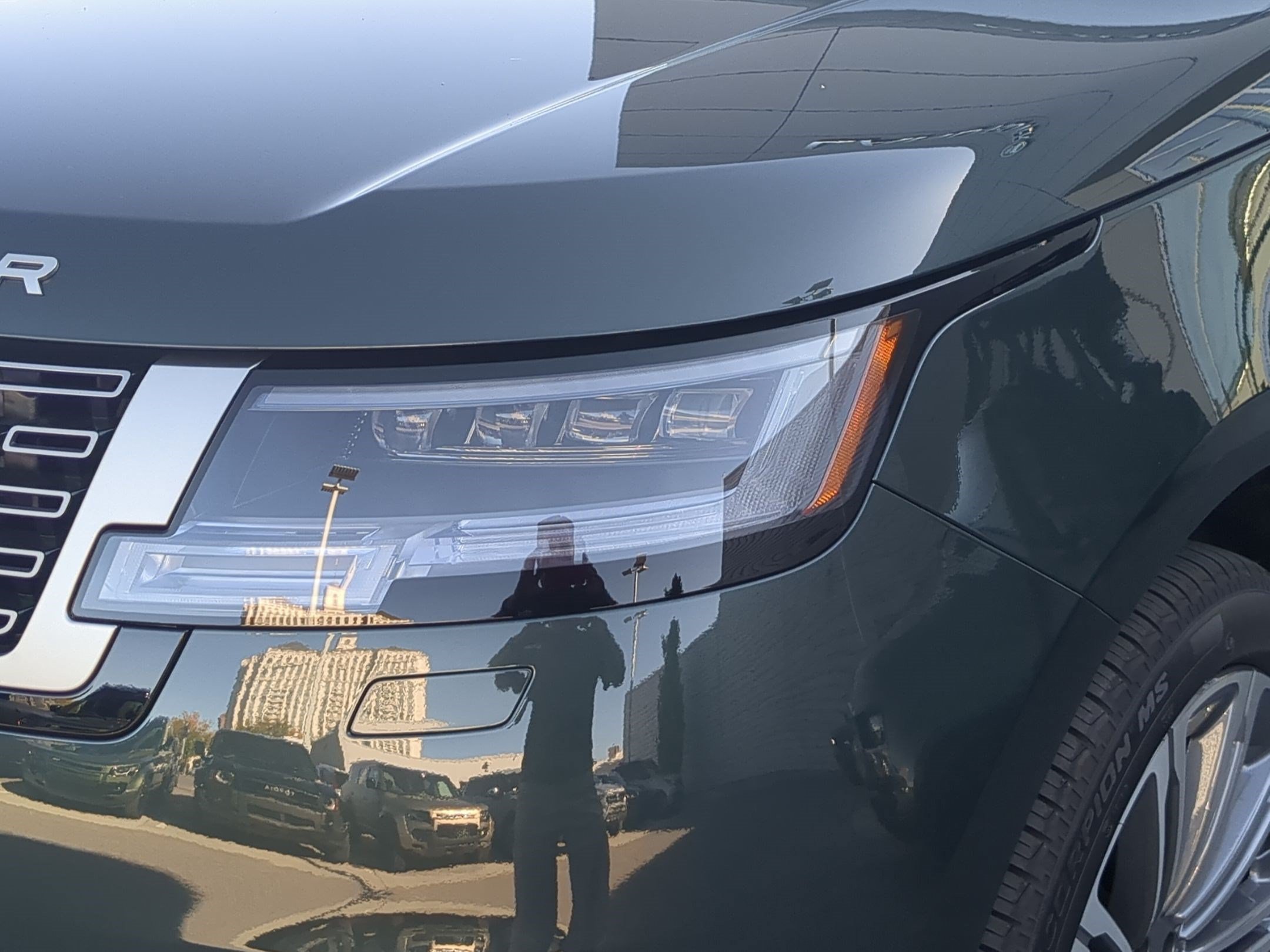 New 2027 Land Rover Range Rover SE AWD/4WD image 9