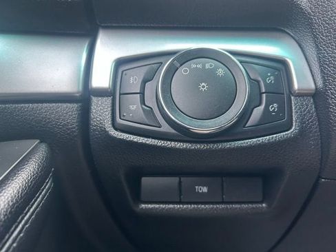 Used 2016 Ford Explorer XLT AWD/4WD image 22