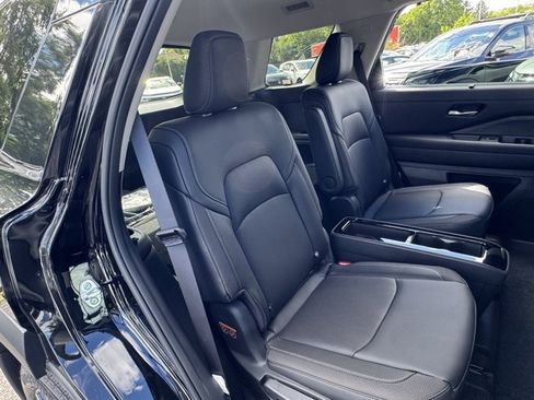 New 2026 Nissan Pathfinder SL AWD/4WD image 10