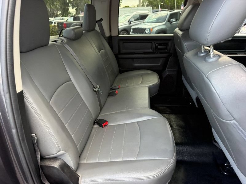 Used 2020 RAM 1500 Tradesman w/ Chrome Appearance Group AWD/4WD image 15