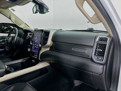 Used 2019 RAM 1500 Laramie image 27