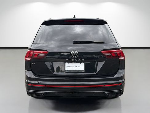 Used 2022 Volkswagen Tiguan SE R-Line FWD image 4