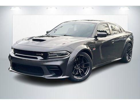 Used 2020 Dodge Charger Scat Pack image 2