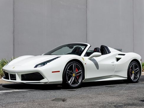 Used 2019 Ferrari 488 Spider RWD image 47