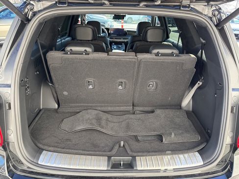 Used 2025 Hyundai Palisade Calligraphy image 11