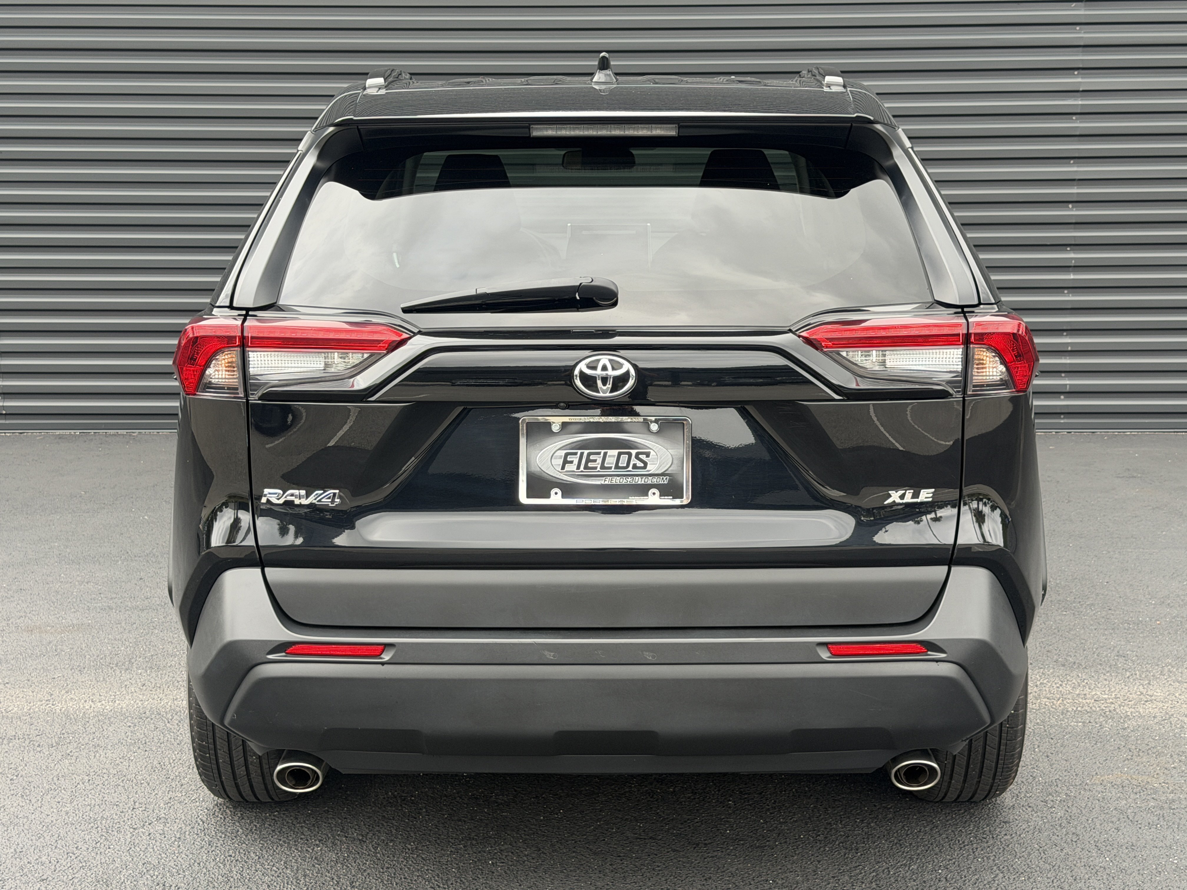 Used 2024 Toyota RAV4 XLE FWD image 10