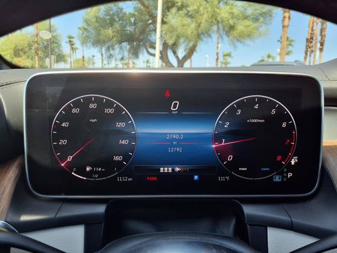 Used 2024 Mercedes-Benz GLC 300 image 25