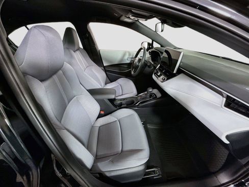 Used 2025 Toyota Corolla FX w/ Convenience Package FWD image 19