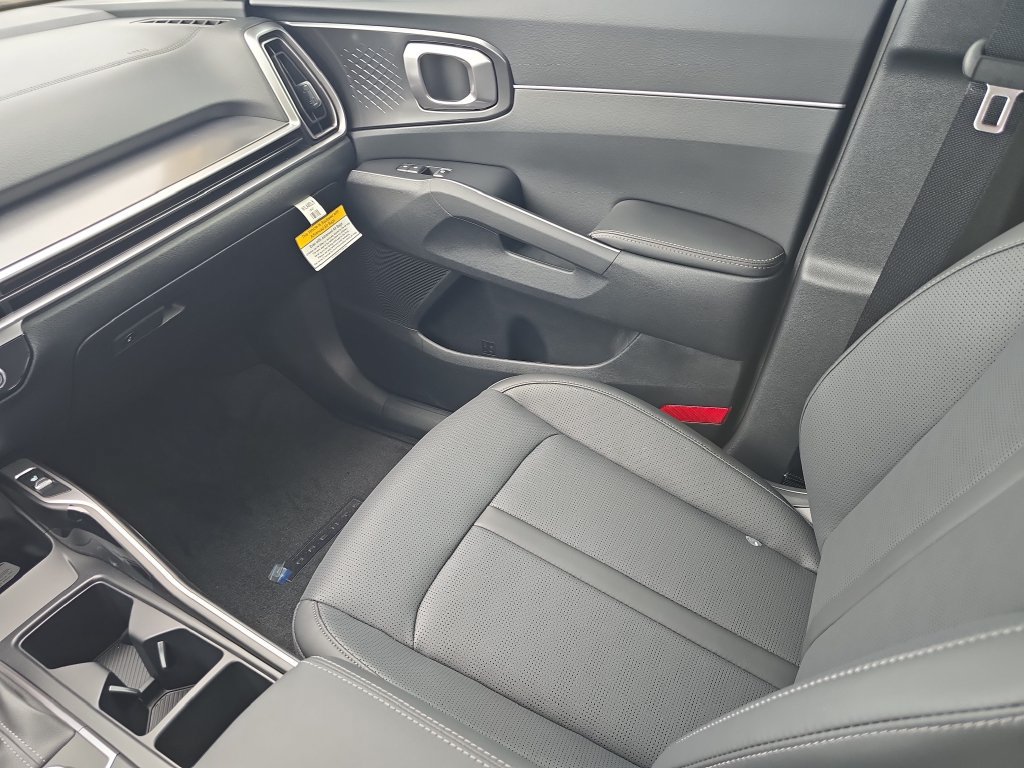New 2026 Kia Sorento S FWD image 15