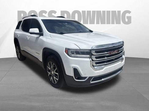 Used 2023 GMC Acadia SLT w/ Technology Package FWD image 3