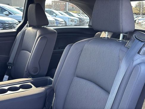 Used 2019 Honda Odyssey EX image 26