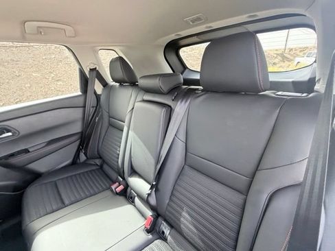 Used 2026 Nissan Rogue SV AWD/4WD image 24