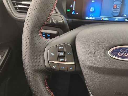 New 2026 Ford Escape ST-Line w/ Cold Weather Package AWD/4WD image 18