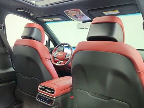 Used 2025 Genesis GV80 3.5T e-SC image 26